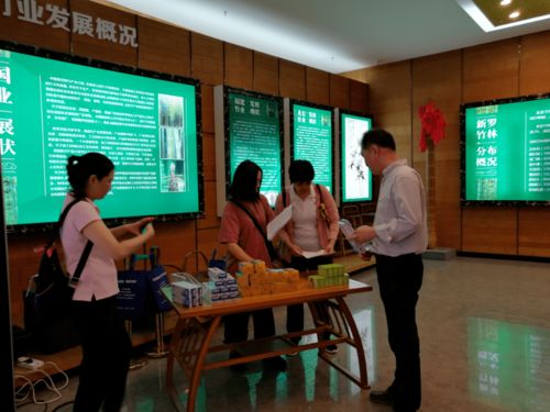 小池鎮(zhèn)培斜村聯(lián)合市、區(qū)科協(xié)開展“學(xué)黨史 辦實(shí)事”教育咨詢服務(wù)實(shí)踐活動(dòng)